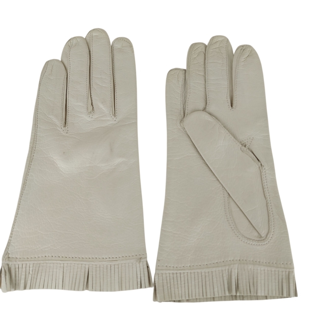 Vintage Ivory White leather Ladies gloves with fringed wrists Made In Hungary XS